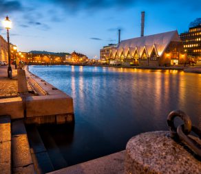 Feskek?rka fish church Gothenburg and the Rosenlund canal